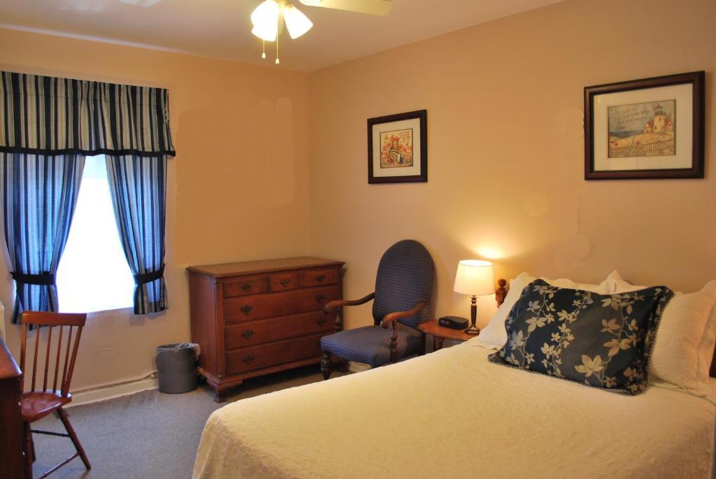 Standard Queen Room,218345969:JPEG