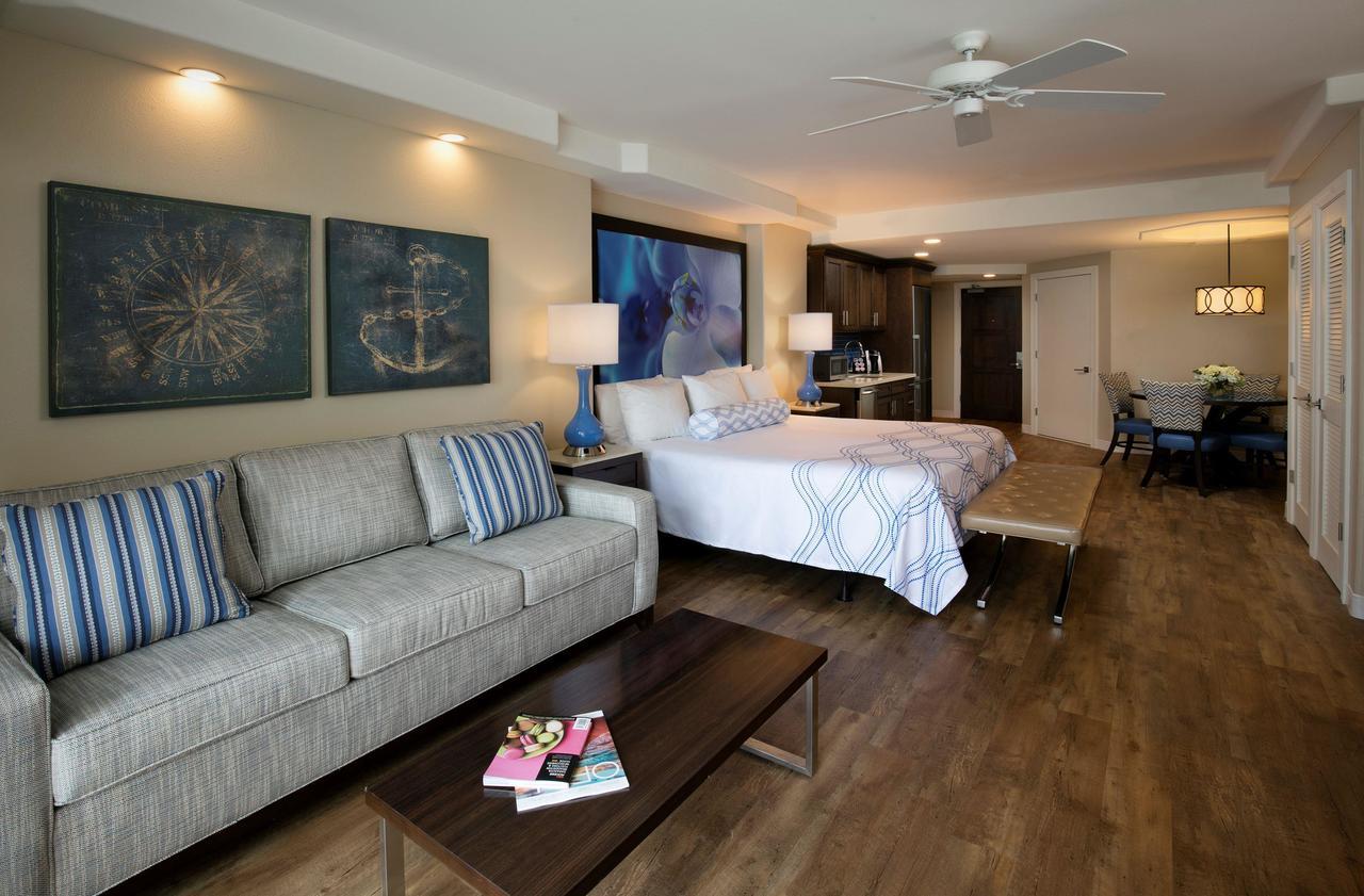 Junior Suite mit Kingsize-Bett und Strandblick