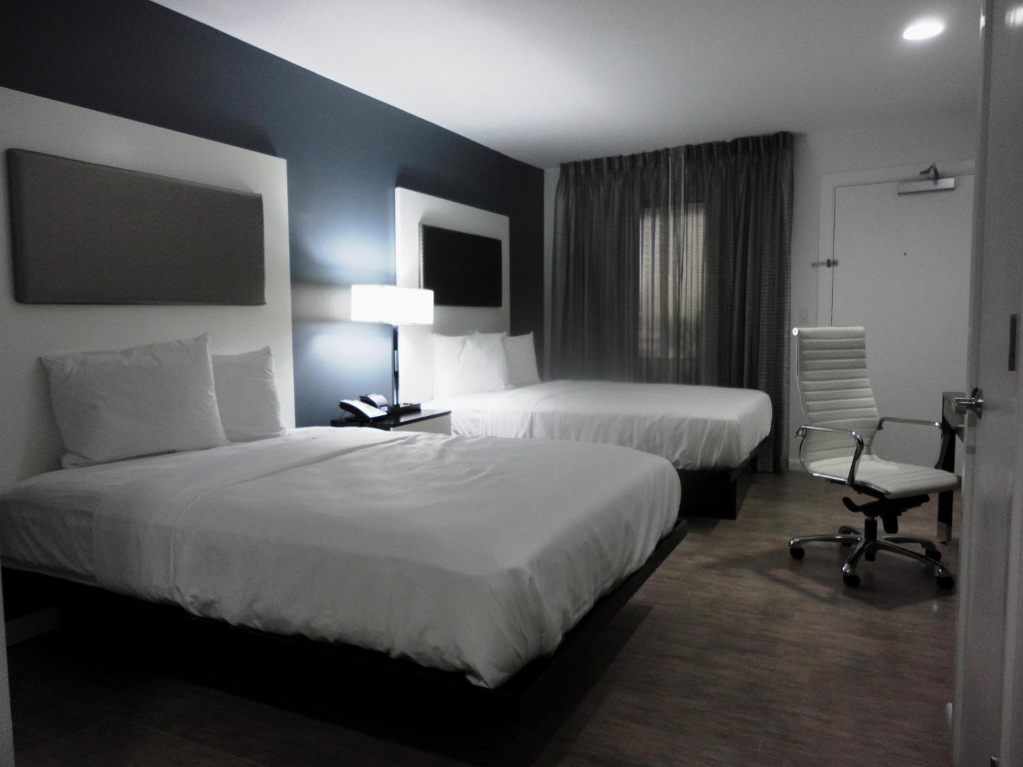 Queen Room Two Queen Beds
