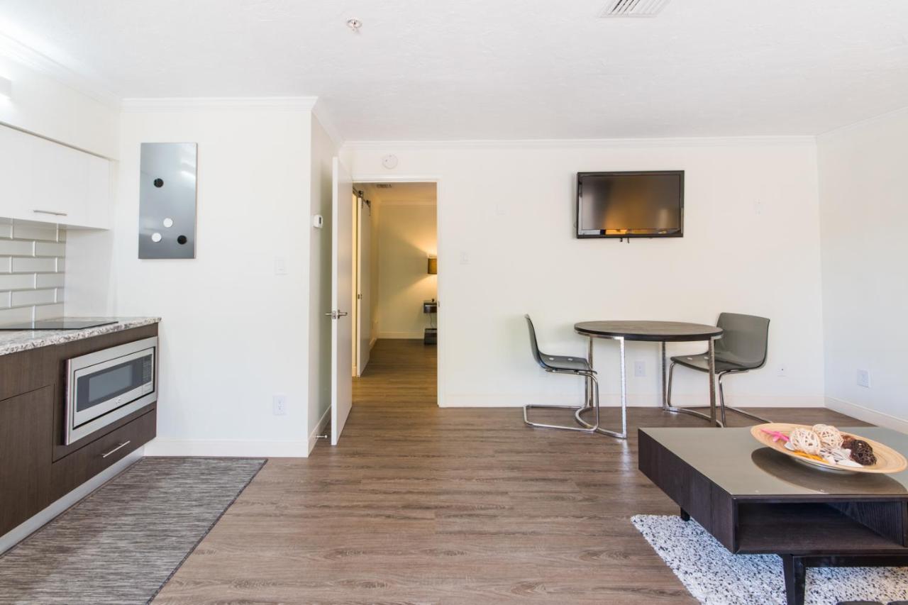 Queen Suite