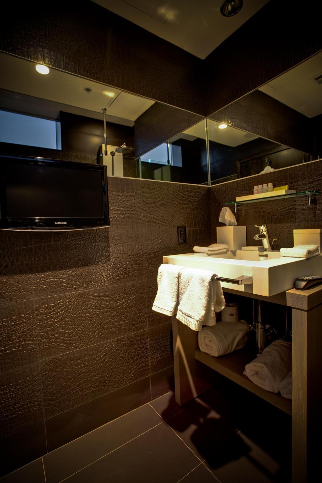 Prime King Room
