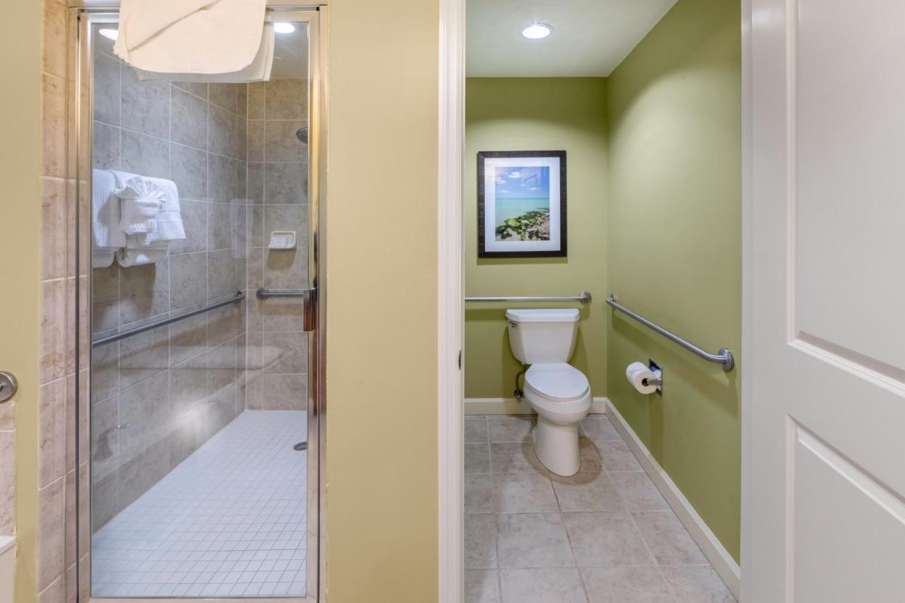 Three-Bedroom Villa Communications or Mobility Accessible,977134129:JPEG