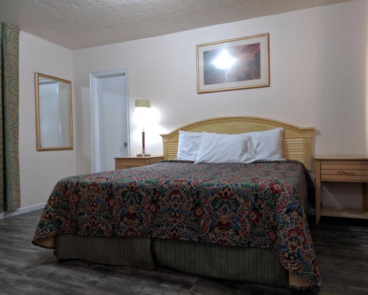 King Room,765714070:JPEG