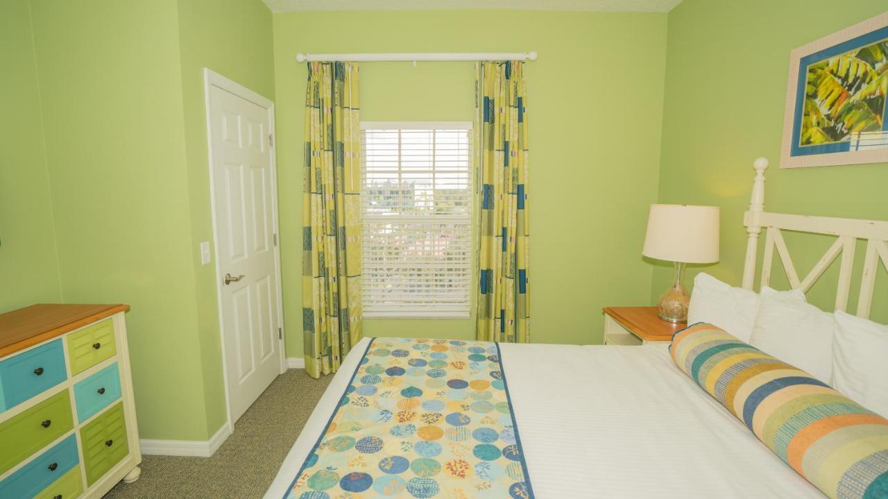Two-Bedroom Condo Sofa Bed Full Kitchen
