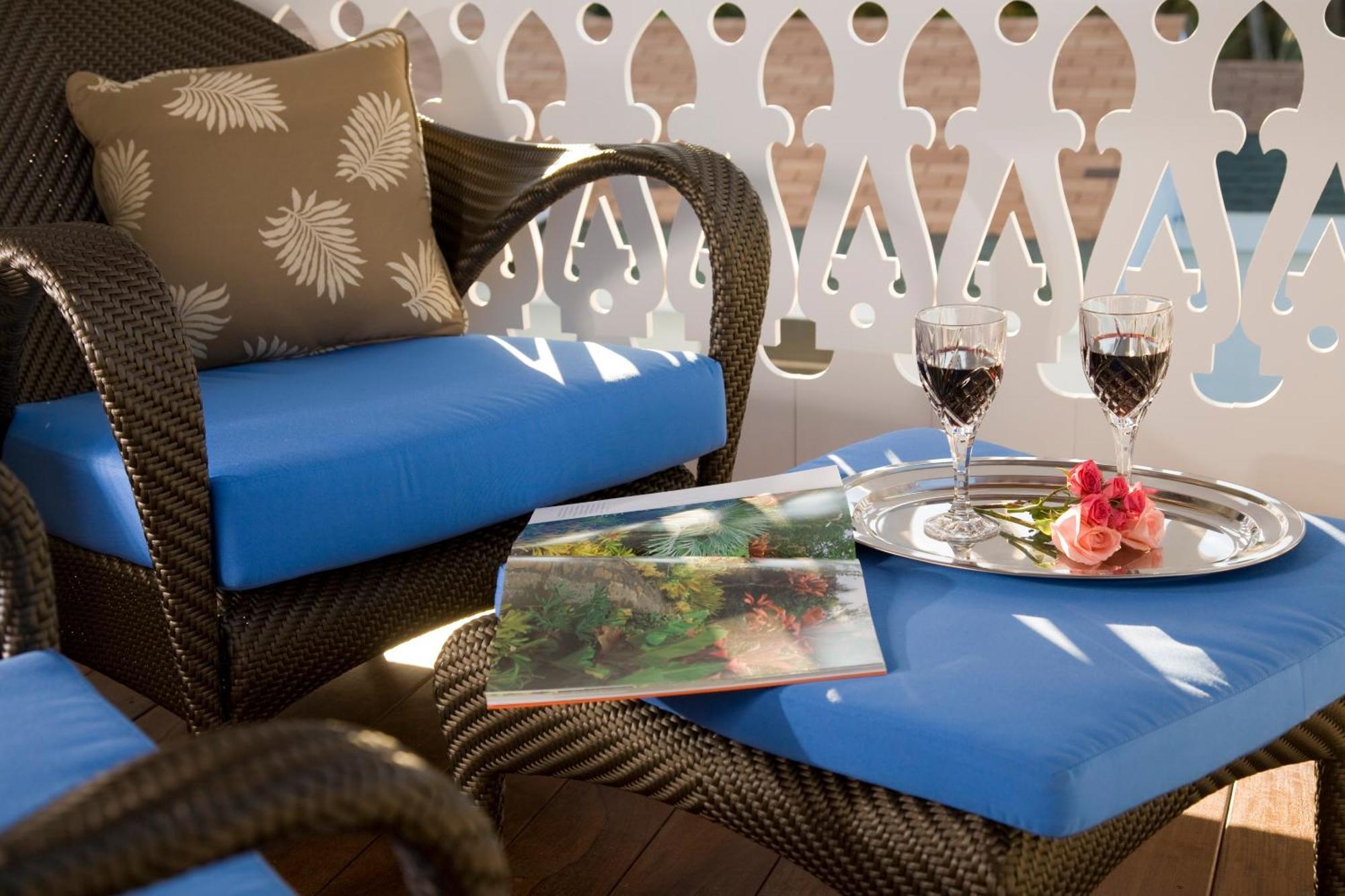 King Room with Pool View and Balcony