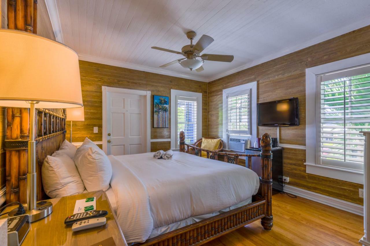 Luxury King Room