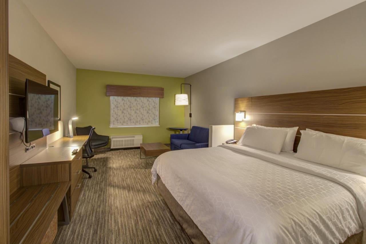 Standard King Room,996497485:JPEG