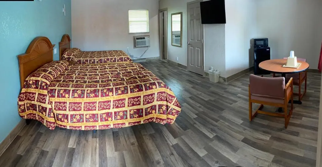 Red Carpet Inn Daytona Beach-1