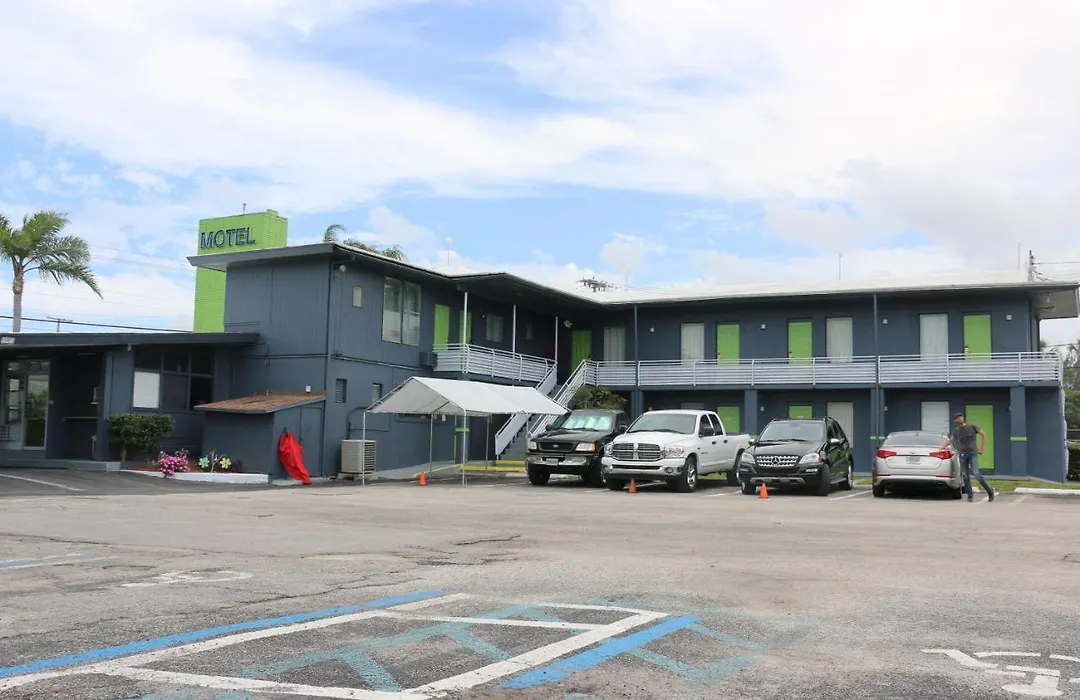 Travel Inn Fort Pierce-1