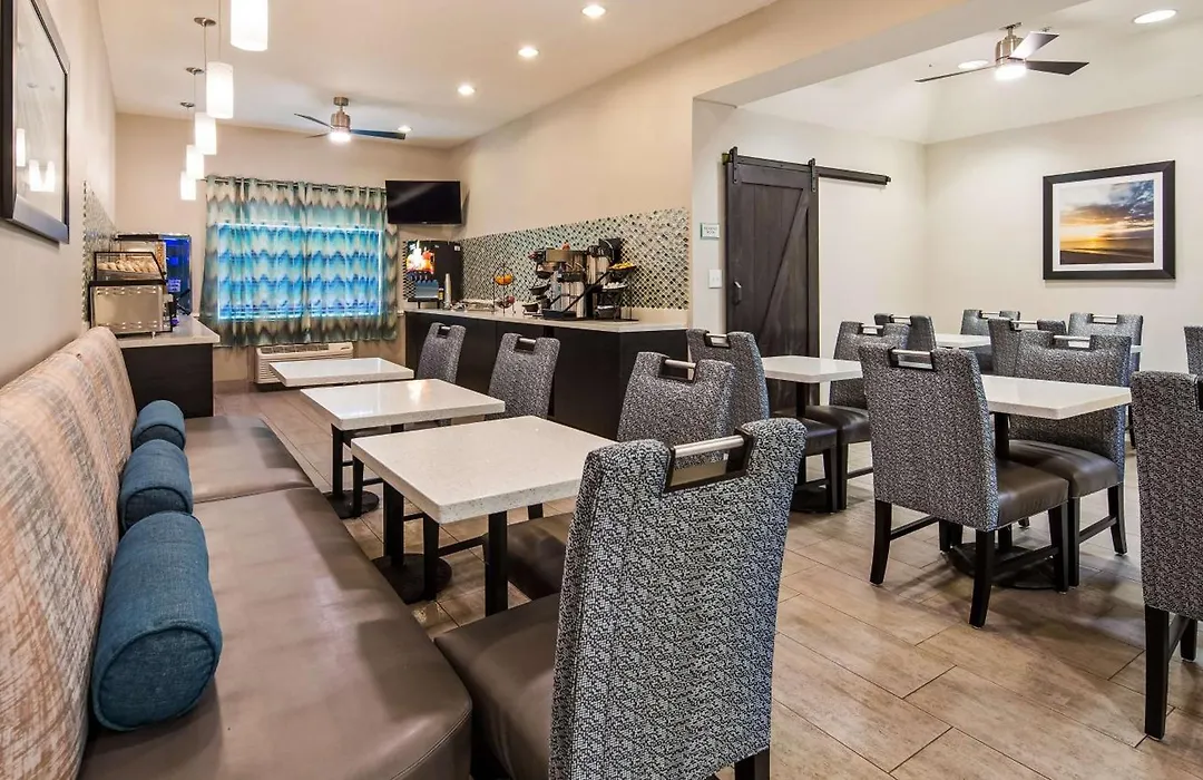 Best Western Mayport Inn And Suites-1
