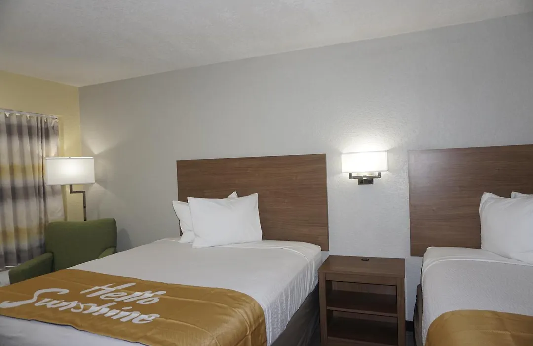 Days Inn By Wyndham Apopka/Orlando-1