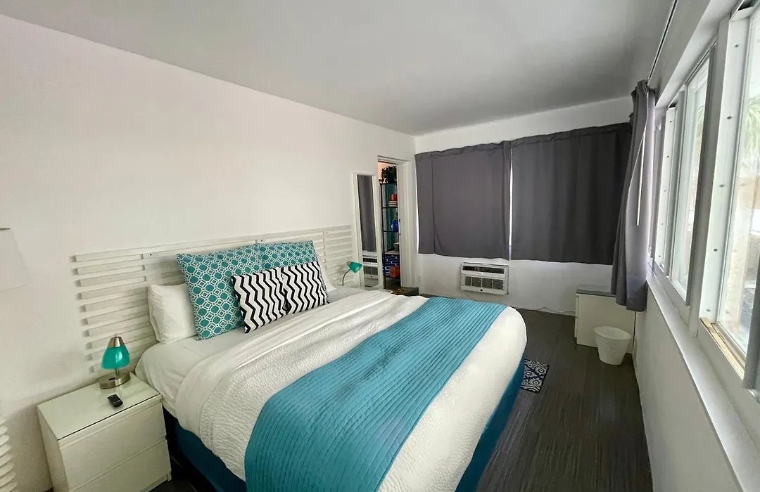 Nobleton Hotel-1