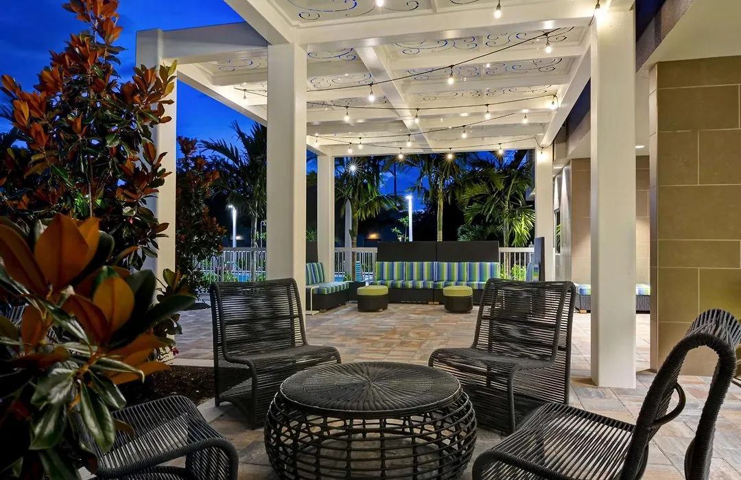 Home2 Suites By Hilton Naples I-75 Pine Ridge Road-1