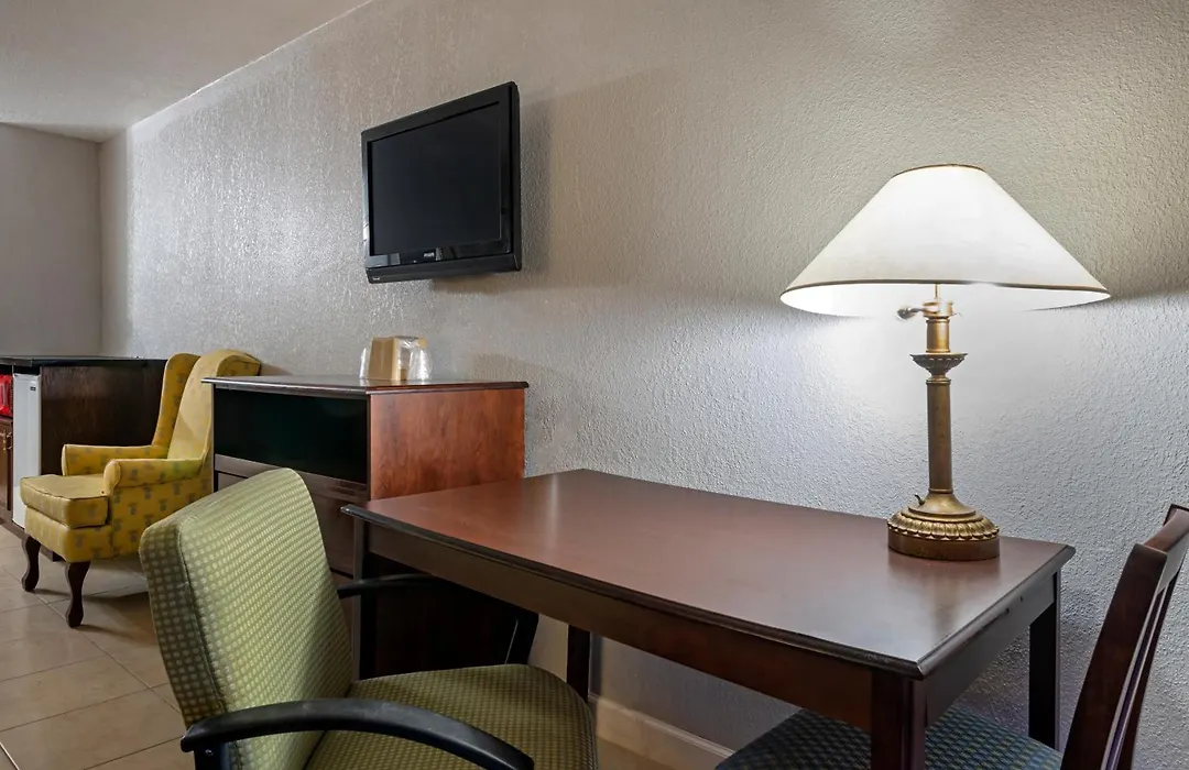 Rodeway Inn Clermont North-1