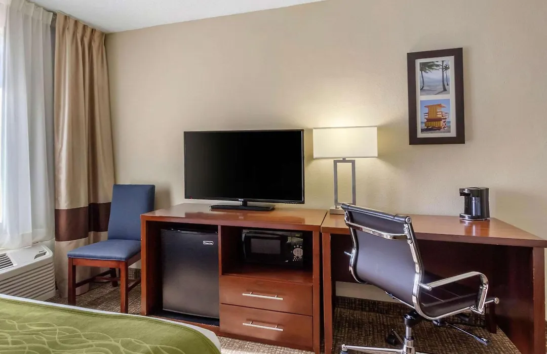 Comfort Inn St Petersburg North-1