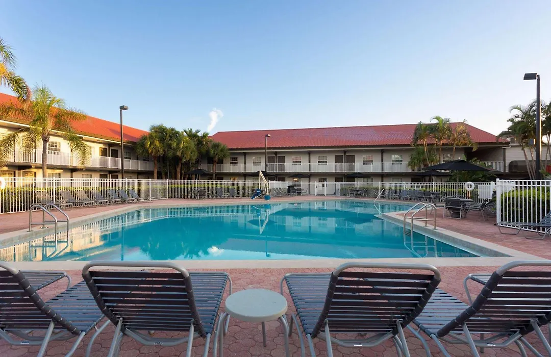 La Quinta Inn By Wyndham Cocoa Beach-Port Canaveral-1