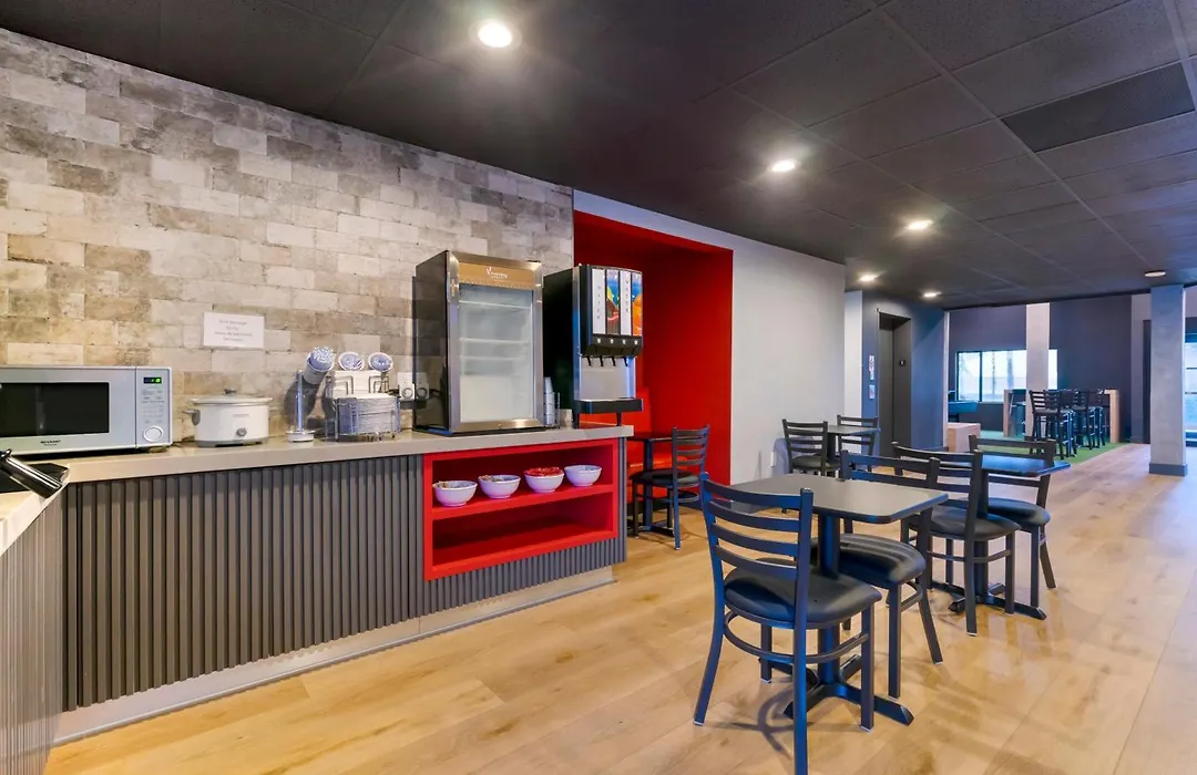 Spot X Hotel Tampa - Wesley Chapel By The Red Collection-1