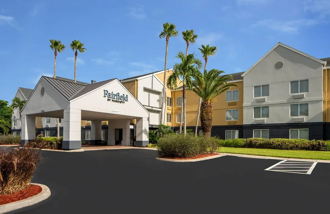 Fairfield Inn & Suites By Marriott Fort Myers Cape Coral-1