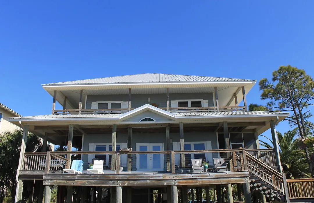 Turtle Beach Inn-1