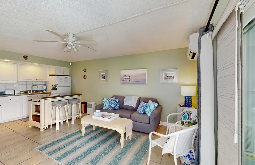 Mariners Cove 302-1