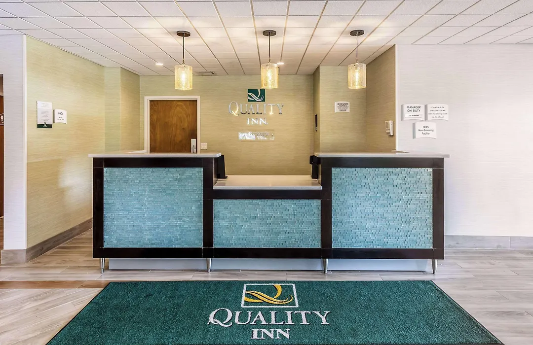 Quality Inn Palm Beach International Airport-1