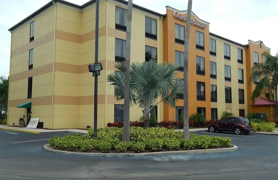 Comfort Suites Tampa - Brandon-1