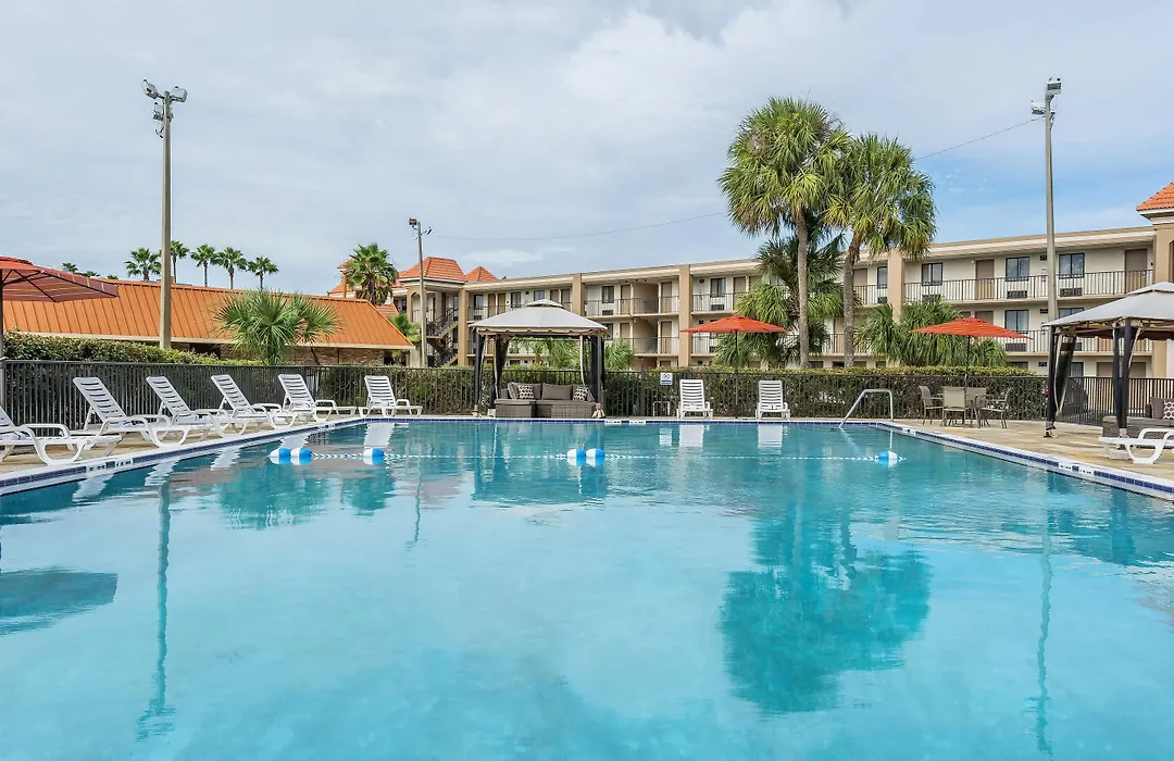 Quality Inn & Suites Kissimmee Near Main Gate-1
