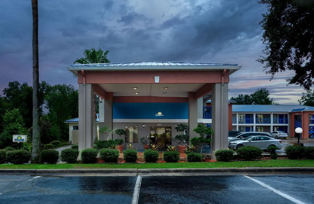 Days Inn By Wyndham Chipley-1