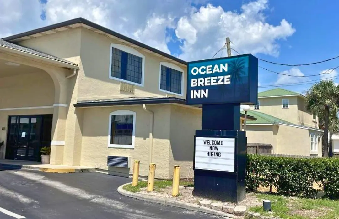 Ocean Breeze Inn-1
