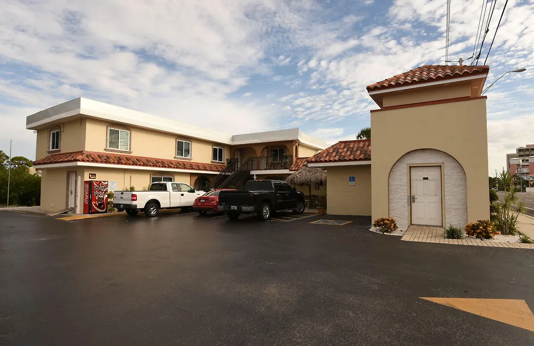 Bayview Plaza Waterfront Resort-1