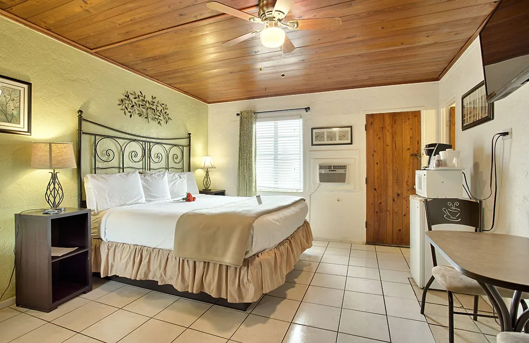 Island Breeze Inn - Venice-1