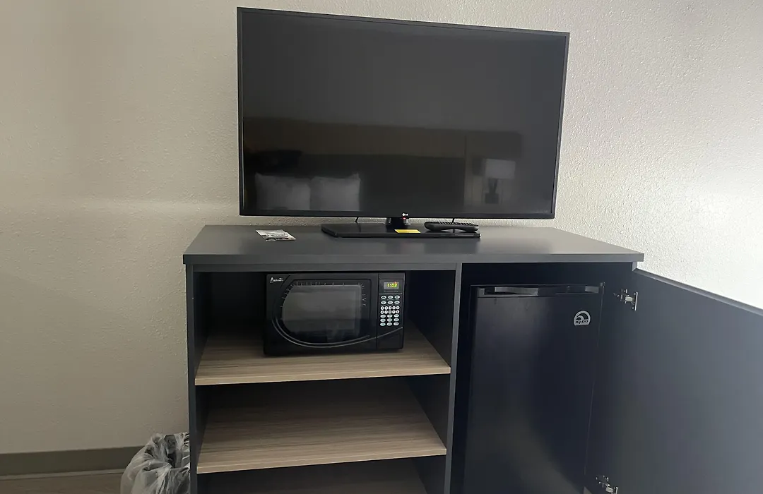 Country Inn & Suites By Radisson, Midway - Tallahassee West-1