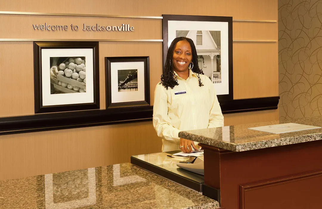 Hampton Inn & Suites Jacksonville-Airport-1