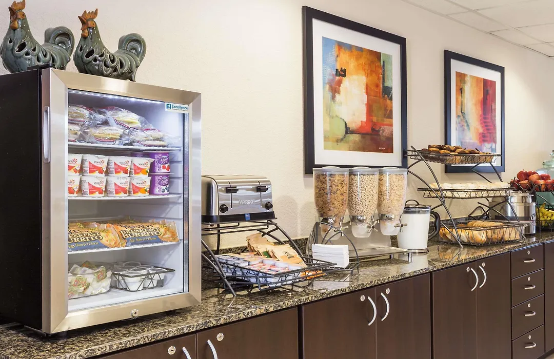 Microtel Inn & Suites By Wyndham Spring Hill/Weeki Wachee-1