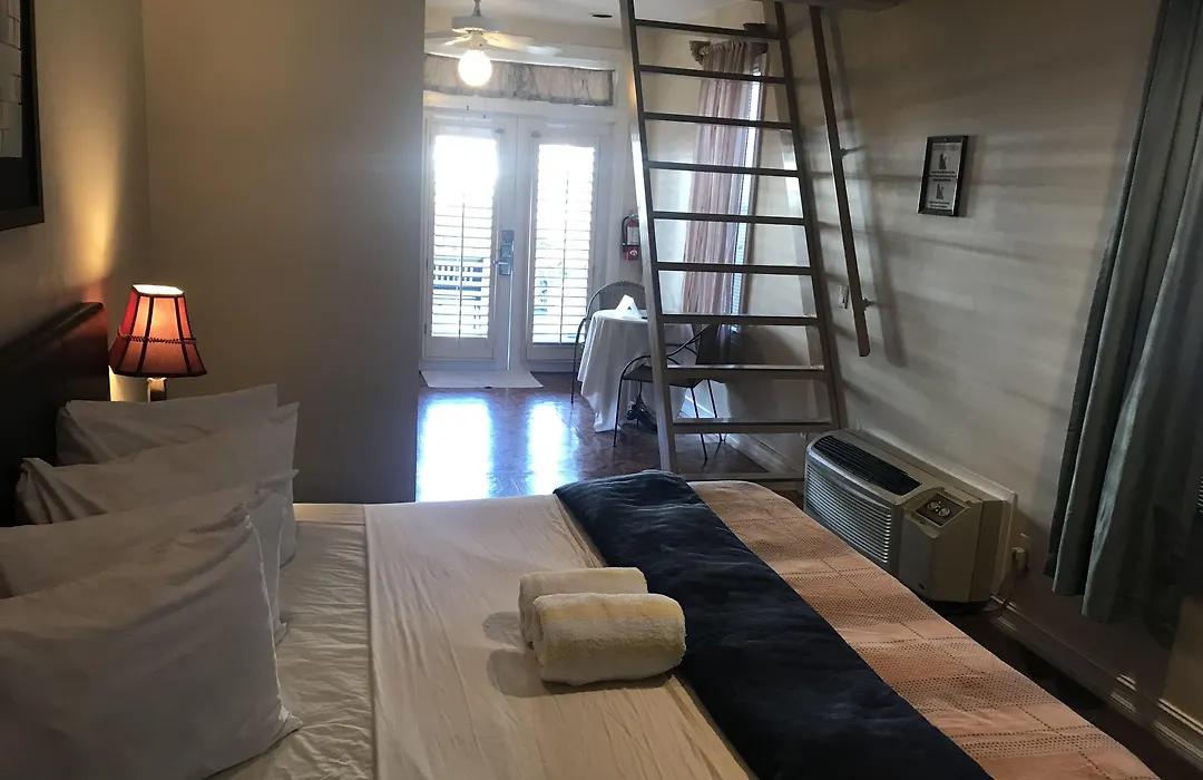 New Orleans House - Gay Male Adult Guesthouse-1