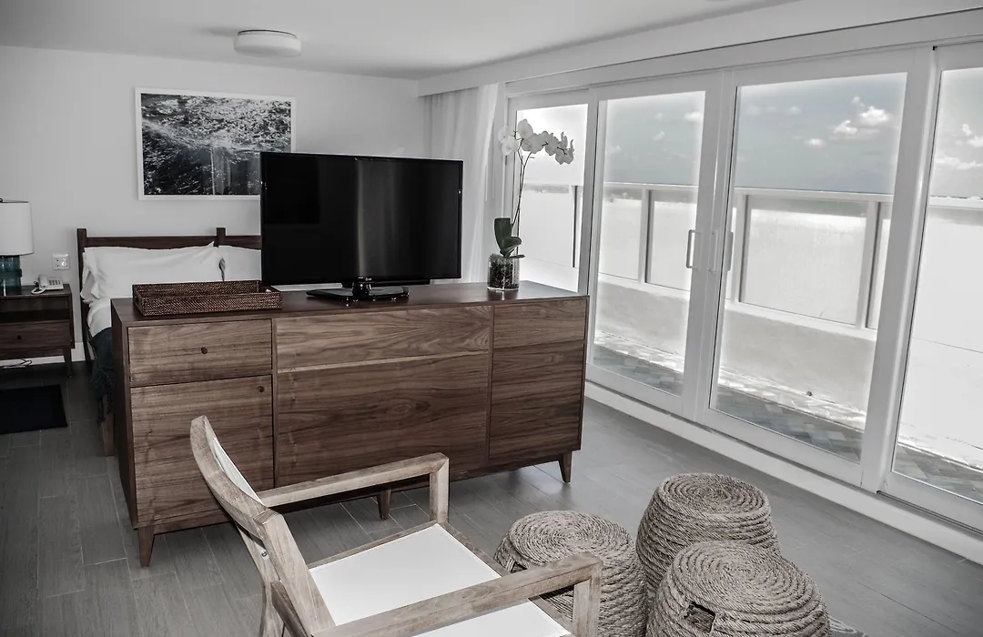 Tides Inn Hotel-1