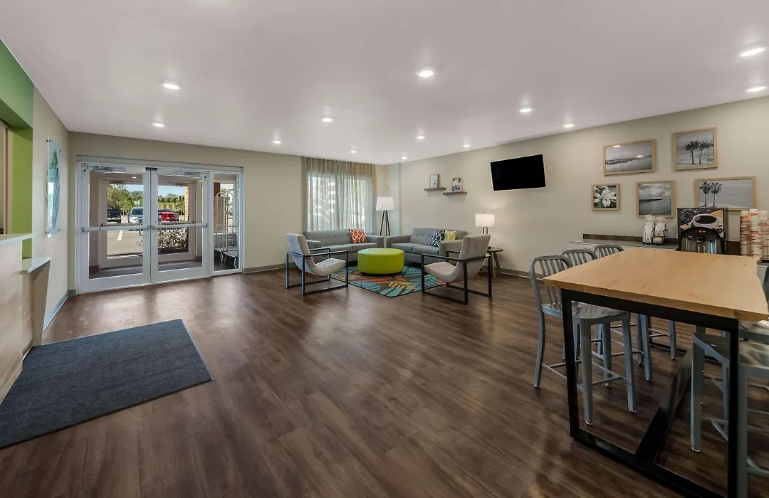 Woodspring Suites Wesley Chapel-Tampa-1