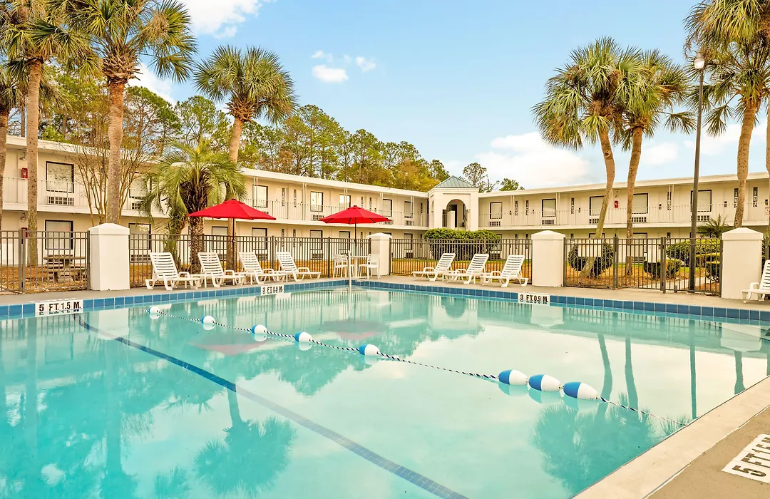 Baymont By Wyndham Jacksonville Airport-1