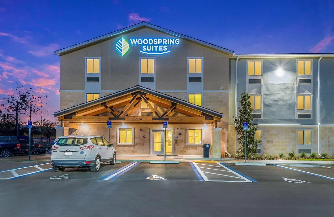 Woodspring Suites Bradenton-1