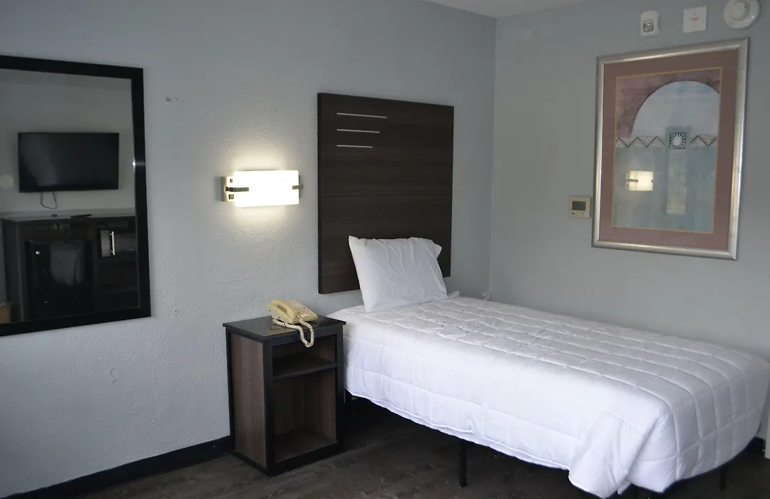 Noble Suites Jacksonville-1