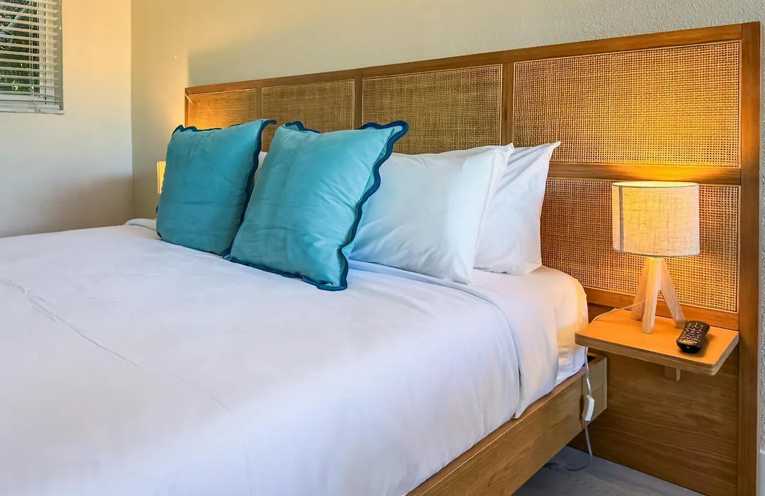 Ocean Lodge-1