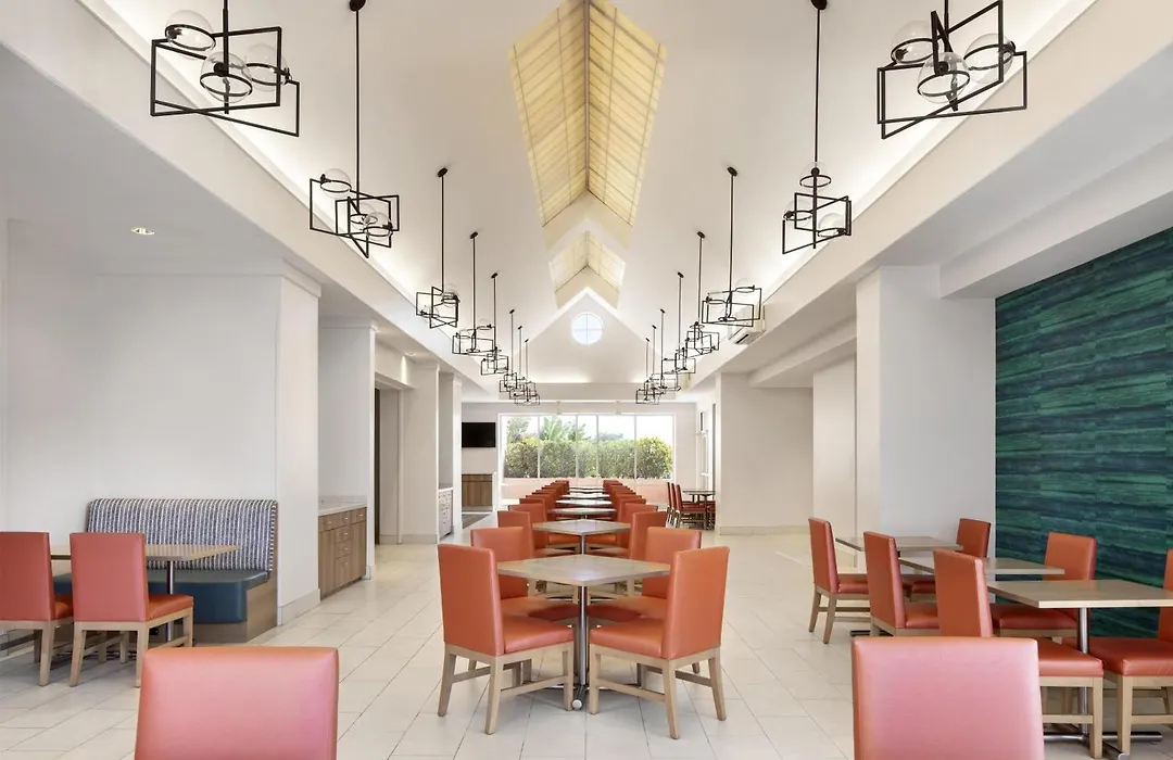 Embassy Suites By Hilton Tampa Airport Westshore-1