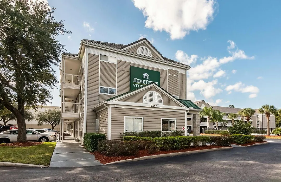 Hometowne Studios By Red Roof Orlando South-1