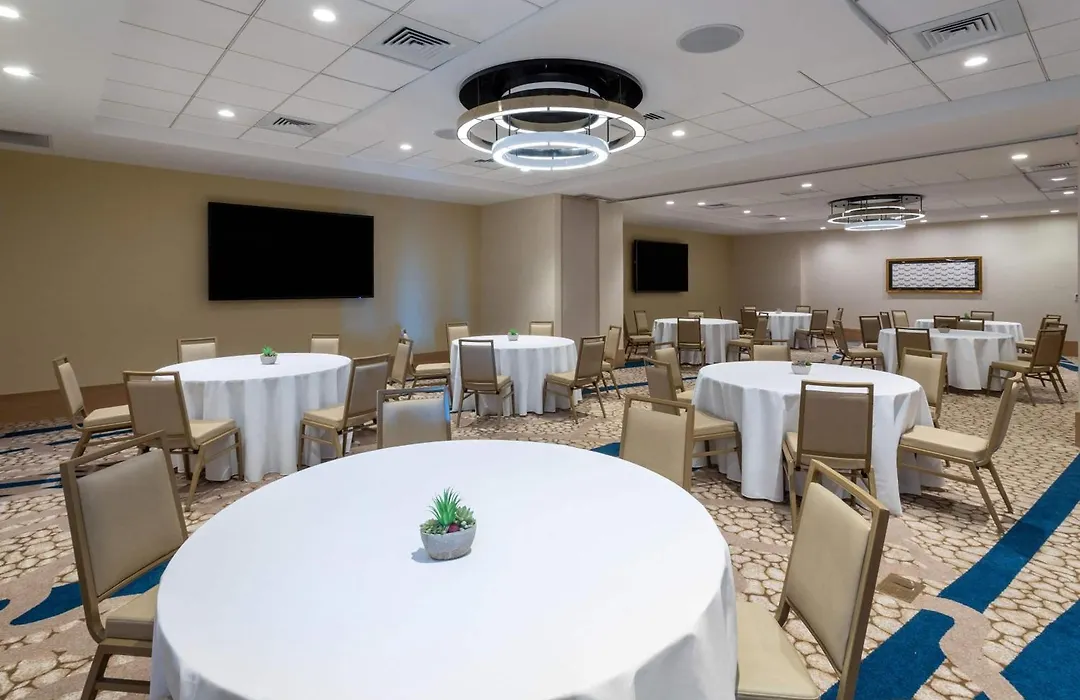Wyndham Grand Clearwater Beach-1