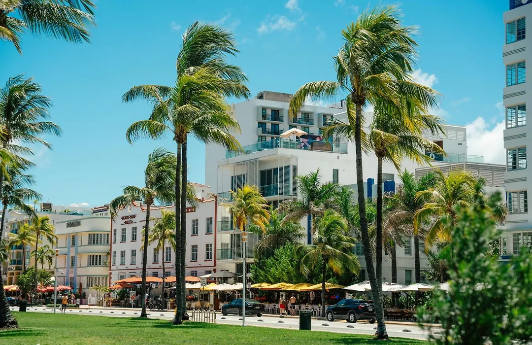 Iberostar Waves Miami Beach-1