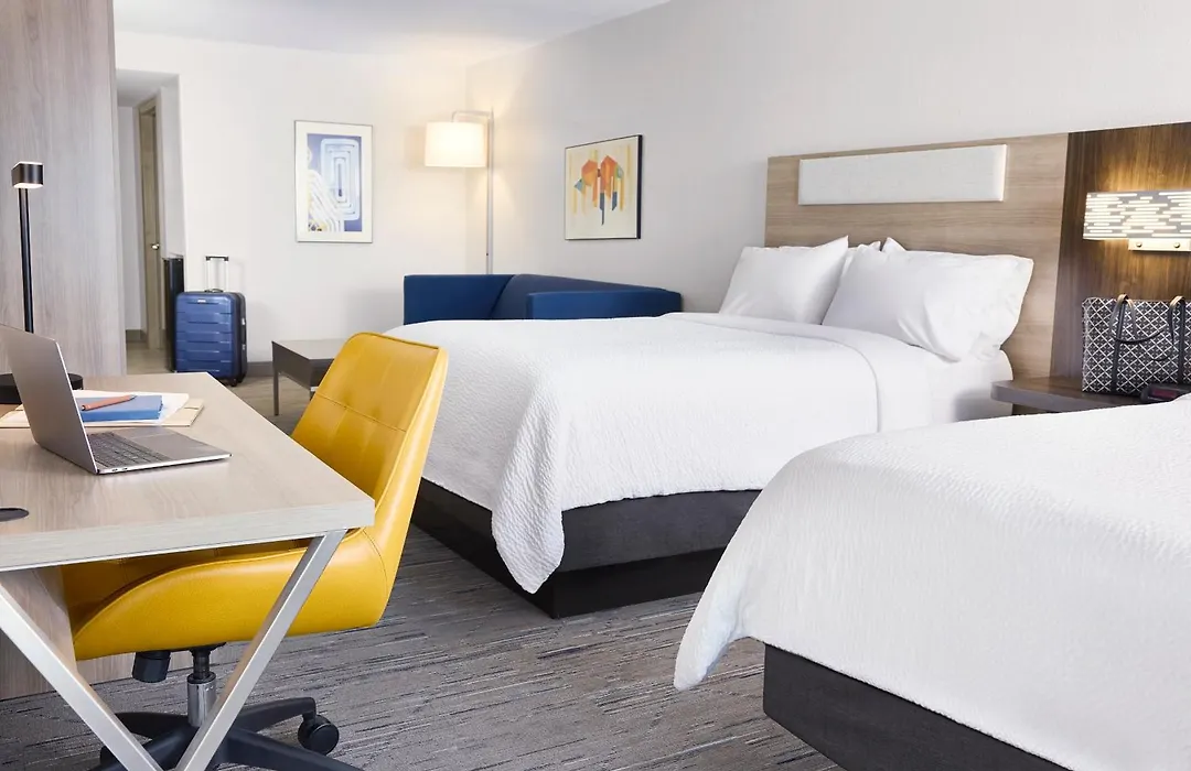 Holiday Inn Express & Suites Sarasota Bradenton By Ihg-1