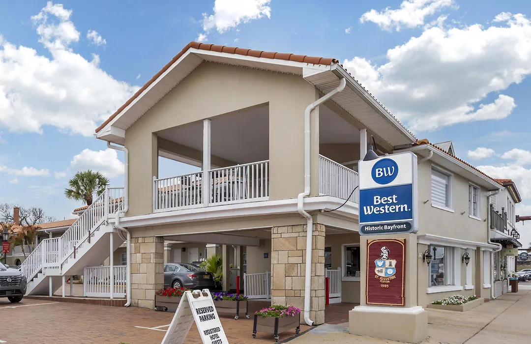Best Western Historic Bayfront-1