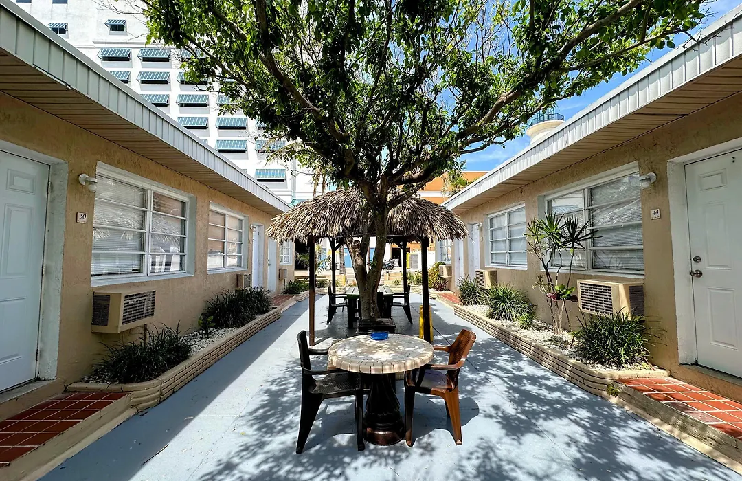 St Maurice Beach Inn-1