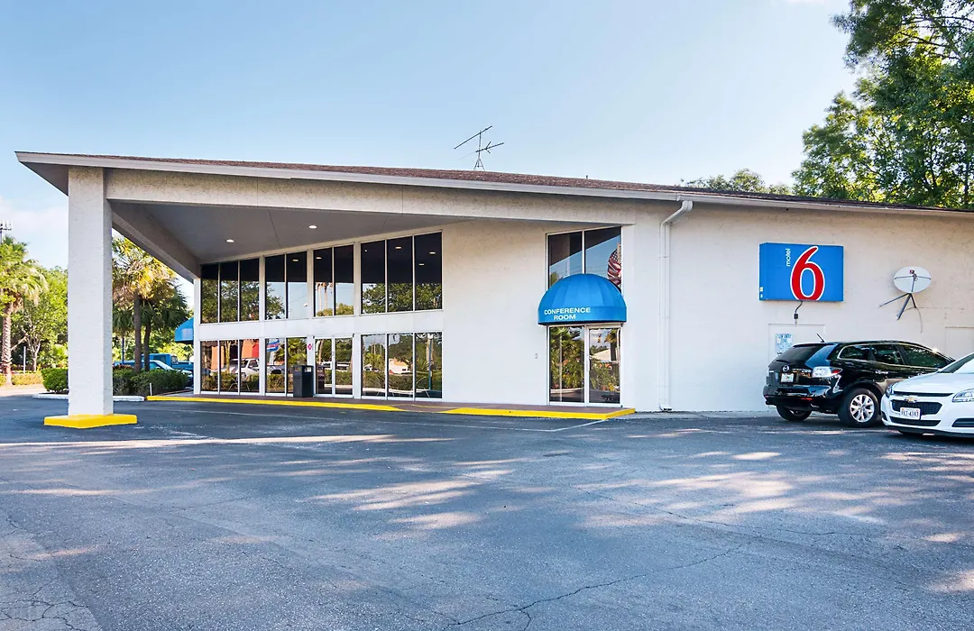 Motel 6-Tampa, Fl - Fairgrounds-1