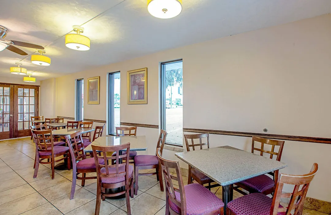 Quality Inn & Suites Live Oak I-10 Exit 283-1